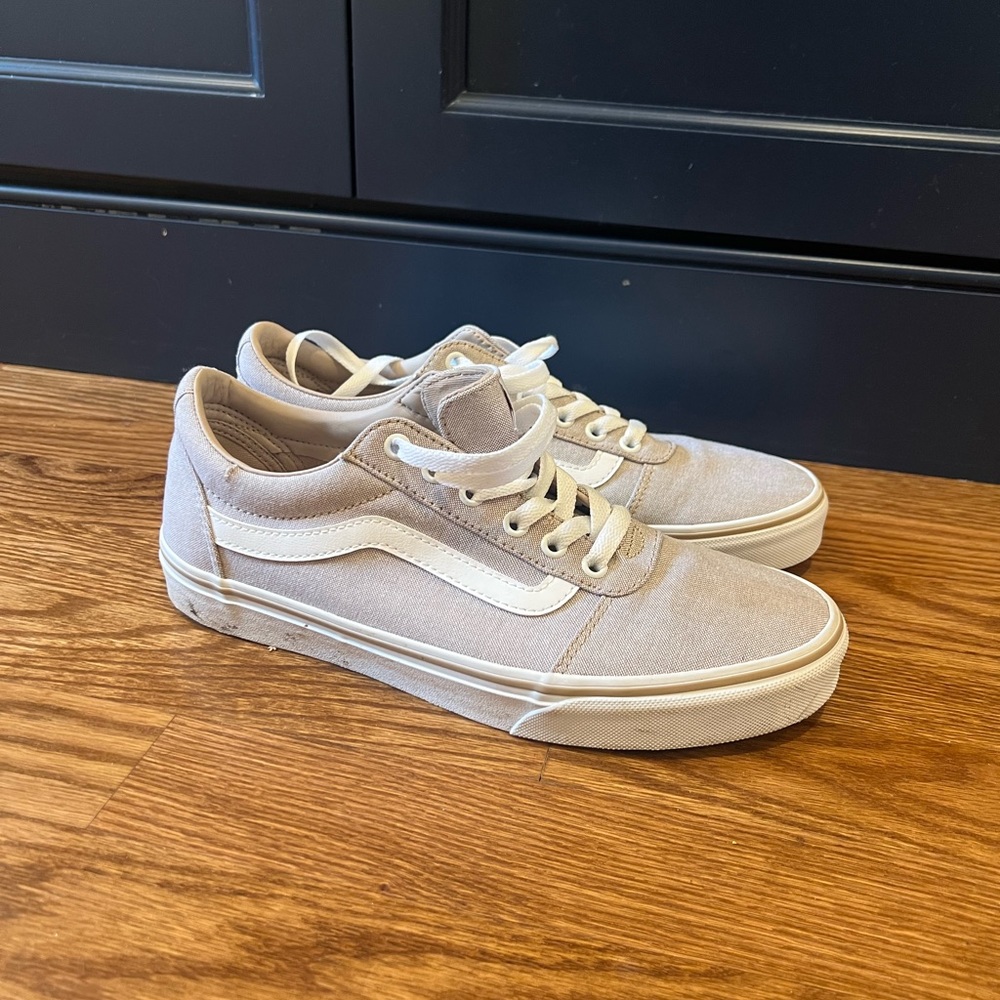 Vans Tan Sneaker